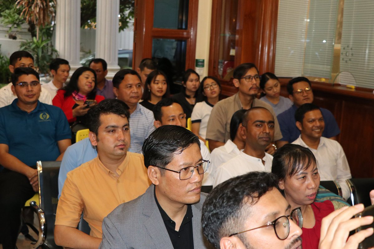 indembcam's tweet photo. 🎉 @indembcam proudly celebrated #WorldHindiDay2025! ! Ambassador-designate spoke on the occasion, while our Cambodian friends showcased their impressive Hindi skills online and in person. Let’s come together to promote Hindi and India’s rich cultural heritage! 🇮🇳 https://t.co/OVRG1dy0Bh