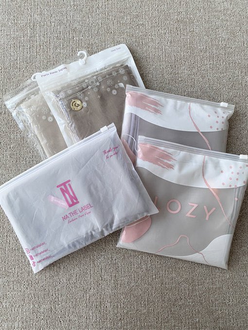 putrisilwii's tweet image. Koleksi hijab parisku ini dari paris jadul sampai paris japan, semua under 100k. Mulai 13rb ajaa 👌🏻

Asli bagus bagus polll, nathelabel fav bangett