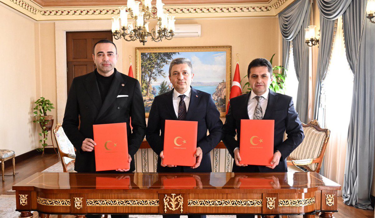 🧪💻Gazipaşa Fen Lisesine, Antalya Milletvekili Sayın Aykut Kaya tarafından merhum eşi Eda Kaya adına “Teknoloji Laboratuvarı” donatımının yapılması ve kurulumunun sağlanması amacıyla Müdürlüğümüz ile  hayırseverimiz Sayın Aykut Kaya arasında iş birliği protokolü imza töreni,