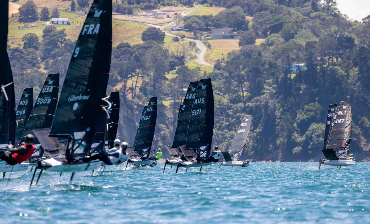 👏 Félicitations à Enzo Balanger qui termine 6e des championnats du Monde de Moth (rond or) et à Kevin Peponnet, 4e du rond argent ! Une entrée en matière prometteuse pour cette nouvelle année 2025 !

👏 Congratulations to Enzo Balanger for finishing 6th in the Moth World