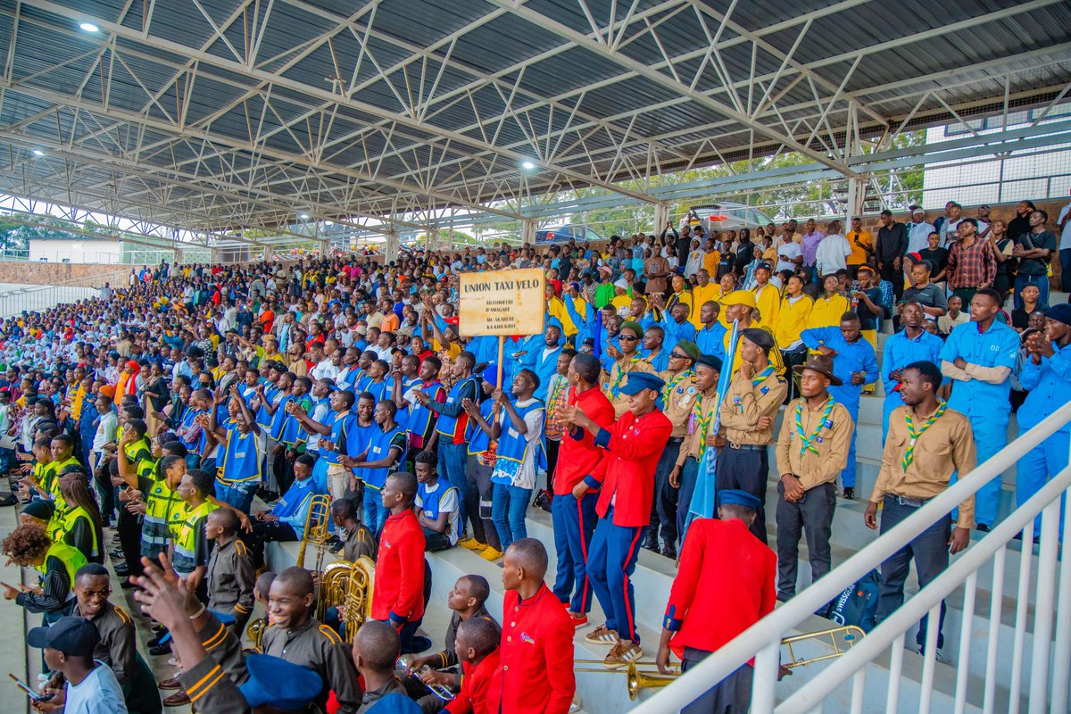 NyarugengeYouth's tweet photo. #Birikuba muri #kigali_pele_stadium mu karere ka @Nyarugenge harigutangizwa kumugaragaro #kigaliYouthFestiva ISANGANO RY'URUBYIRUKO ryateguwe na @CityofKigali urubyiruko rwo muri #Nyarugenge rukaba rwitabiriye kubwinshi @RwandaYouthArts @RwandaLocalGov https://t.co/2iH9dGO5WP
