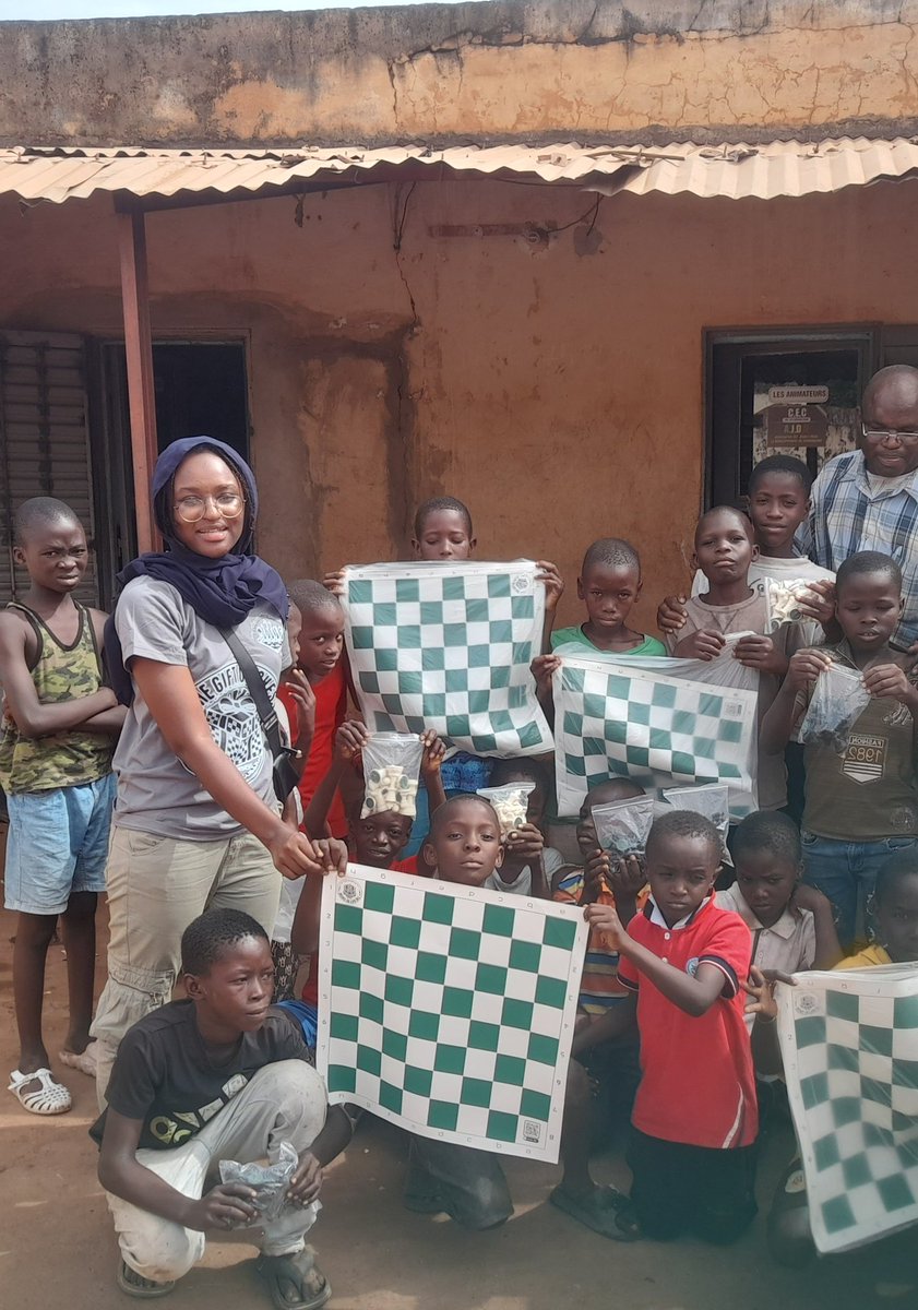 BI DIALLO (@bibidiallo75) on Twitter photo Giving such a present can make a huge difference . They were so happy to discover a new game . It's an association for the protection and education of children . <a href="/thegiftofchess/">The Gift of Chess</a> #ChessMali Giving such a present can make a huge difference . They were so happy to discover a new game . It's an association for the protection and education of children . <a href="/thegiftofchess/">The Gift of Chess</a> #ChessMali