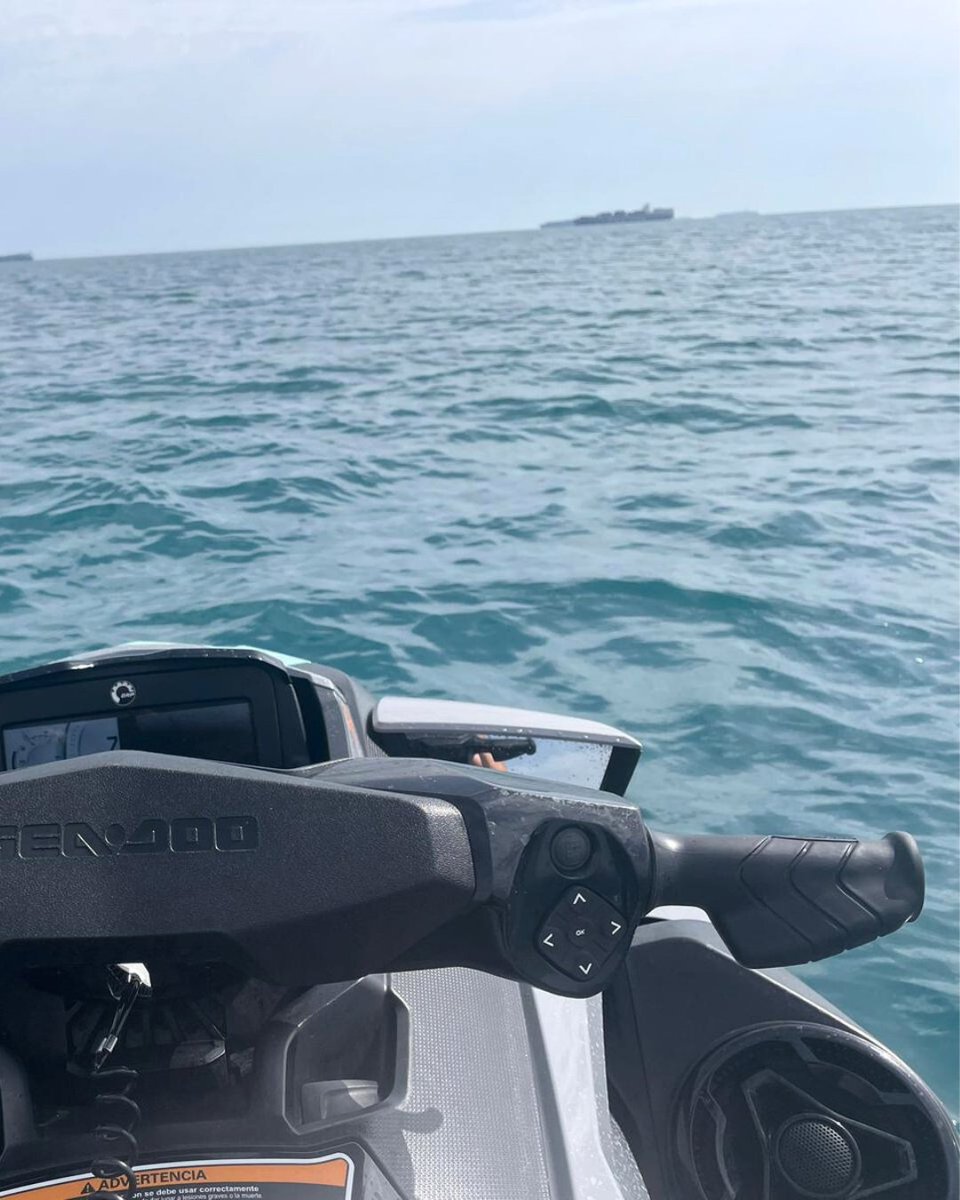 #Valencia es una ciudad con más de 300 días de sol al año, y el invierno nos ofrece muy buenas condiciones para practicar deportes de mar

Ven a Valencia Mar y practica: 
- Paddle surf
- SUP Yoga
- Salidas en moto de agua
- Buceo
- Navegación a vela o a motor
- Pesca en kayak