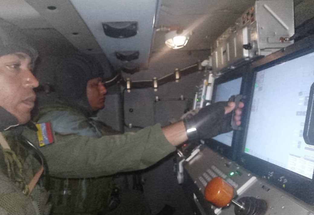 dhernandezlarez's tweet image. ¡La soberanía se defiende!

#IntegrarEsVencer