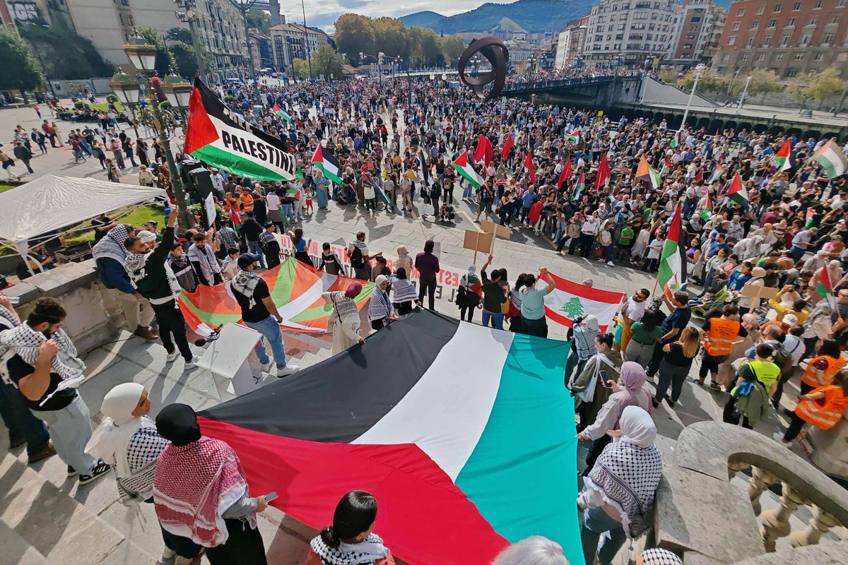 🇵🇸Las víctimas del genocidio en Gaza podrían ser un 70% más de las contabilizadas por las autoridades palestinas.
elsaltodiario.com/palestina/vict…