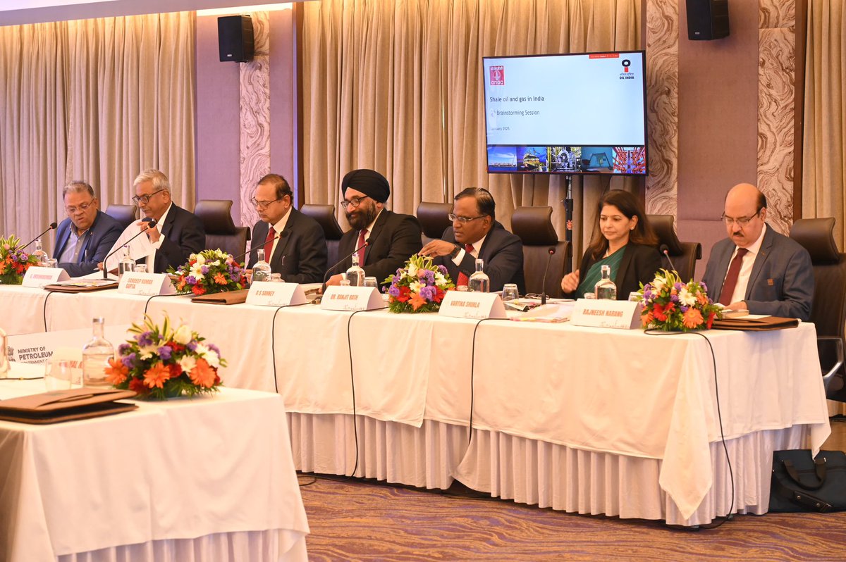Hardeep Singh Puri (@hardeepspuri) on Twitter photo Held comprehensive and detailed discussions with captains & professionals of India's energy sector entities & officials of <a href="/PetroleumMin/">Ministry of Petroleum and Natural Gas #MoPNG</a> in Mangaluru on the journey ahead for the sector under the visionary & decisive leadership of PM <a href="/narendramodi/">Narendra Modi</a> Ji.
As India pivots toward Held comprehensive and detailed discussions with captains & professionals of India's energy sector entities & officials of <a href="/PetroleumMin/">Ministry of Petroleum and Natural Gas #MoPNG</a> in Mangaluru on the journey ahead for the sector under the visionary & decisive leadership of PM <a href="/narendramodi/">Narendra Modi</a> Ji.
As India pivots toward