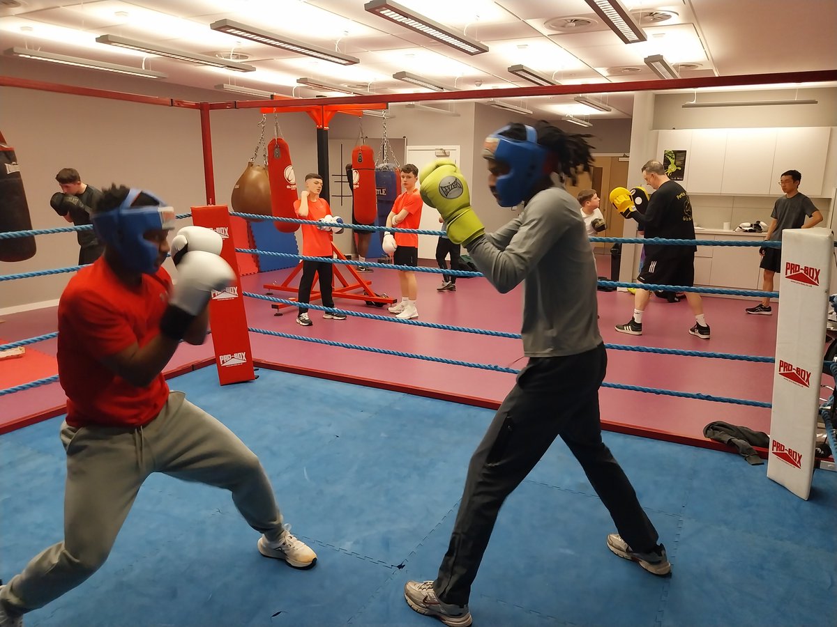 PartickBoxing's tweet image. Coaching sessions Mondays, Tuesdays and Thursdays Cadder Community Centre, 6-7 pm juniors, 7-8pm seniors. New members always welcome. @CadderPrimary @Caldercuilt @ASGCleveden @ASGJPAbercorn @ASGHyndland @MaryhillHousing @stmarysmaryhill @Maryhill_FC