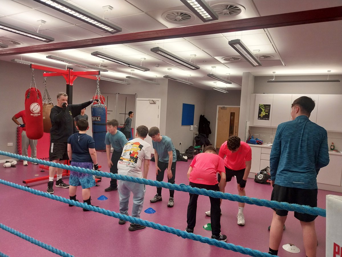 PartickBoxing's tweet image. Coaching sessions Mondays, Tuesdays and Thursdays Cadder Community Centre, 6-7 pm juniors, 7-8pm seniors. New members always welcome. @CadderPrimary @Caldercuilt @ASGCleveden @ASGJPAbercorn @ASGHyndland @MaryhillHousing @stmarysmaryhill @Maryhill_FC