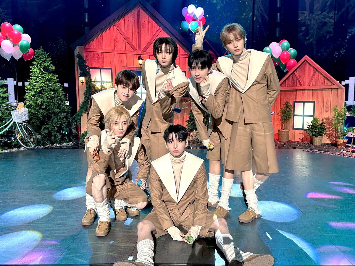 BOYNEXTDOOR_KOZ's tweet photo. 250110 뮤직뱅크🚪📸

#BOYNEXTDOOR #보이넥스트도어 #BND
#오늘만_I_LOVE_YOU https://t.co/pSYk0RPIpk