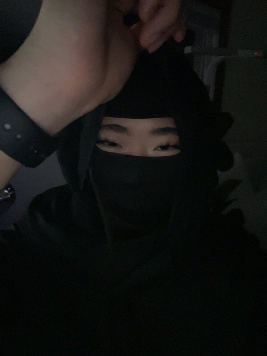 YongSoon02's tweet photo. @wiickswrlld Meeee https://t.co/KVoohHjWhK
