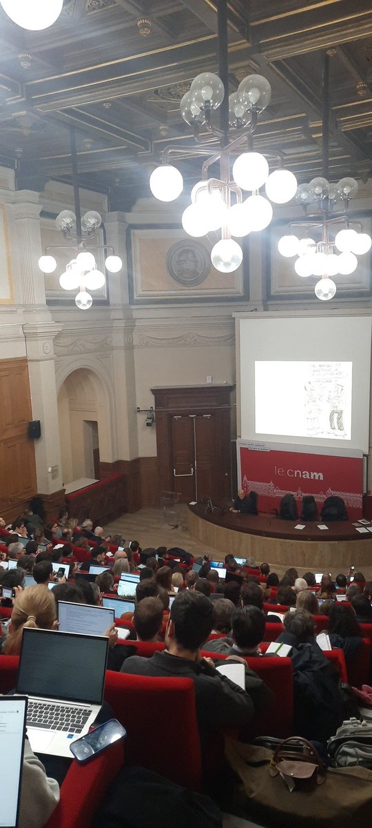 RSU-DD Université Paris Nanterre (@rsudd_upn) on Twitter photo Plénière #DDRS: quelle recherche pour quelle société ? Excellent exposé du Professeur <a href="/pierenry/">Pierre-Henri Gouyon</a> .
Nécessaire interdisciplinarité de la recherche et société plus sobre! <a href="/AgroParisTech/">AgroParisTech</a> <a href="/ENS_ULM/">École normale supérieure | PSL</a> <a href="/FranceUniv/">France Universités</a> <a href="/sup_recherche/">Ministère Enseignement supérieur et Recherche</a> <a href="/UParisNanterre/">Université Paris Nanterre</a> @AssoCirses <a href="/Ecologie_Gouv/">Ministères Territoires Écologie</a> <a href="/etudiantgouv/">Etudiant.gouv</a> Plénière #DDRS: quelle recherche pour quelle société ? Excellent exposé du Professeur <a href="/pierenry/">Pierre-Henri Gouyon</a> .
Nécessaire interdisciplinarité de la recherche et société plus sobre! <a href="/AgroParisTech/">AgroParisTech</a> <a href="/ENS_ULM/">École normale supérieure | PSL</a> <a href="/FranceUniv/">France Universités</a> <a href="/sup_recherche/">Ministère Enseignement supérieur et Recherche</a> <a href="/UParisNanterre/">Université Paris Nanterre</a> @AssoCirses <a href="/Ecologie_Gouv/">Ministères Territoires Écologie</a> <a href="/etudiantgouv/">Etudiant.gouv</a>