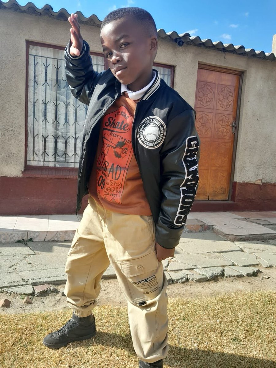 Help us find Hlonolofatso Mokoena (10) of Bohlokong who was last seen on Thursday,  9 Jan 2025 at about 09:00 playing in the street with other children. He was wearing a grey t-shirt, a blue pair of jeans and brown sandals 
Kindly call 082 453 0794 o082 372 2320 or 058 307 5800.
