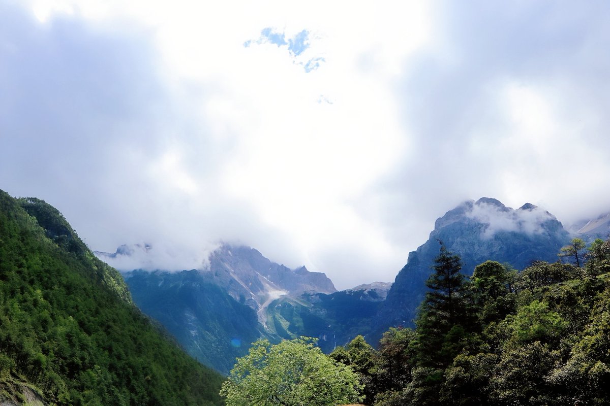 WaGaCreative's tweet photo. #WagaContents | EP 14 | ✈️ #HemuTravelJayiJi
x #JudoFluke 🎁 Special Content | Make a Trip!
เปิดประสบการณ์ใหม่ๆที่ #China
🏞 #Kunming #Dali #Lijiang
📍วันนี้ 20.00 น. ✨️#MakeaWishMakeaTip
รับชมได้ทาง YT📺 #WagaCreative
🥋🐥#ยูโดฟลุ้ค #Judo_tantachj
#Fluke_natouch #เจ้าแก้มก้อน https://t.co/1sgWbKtJFd