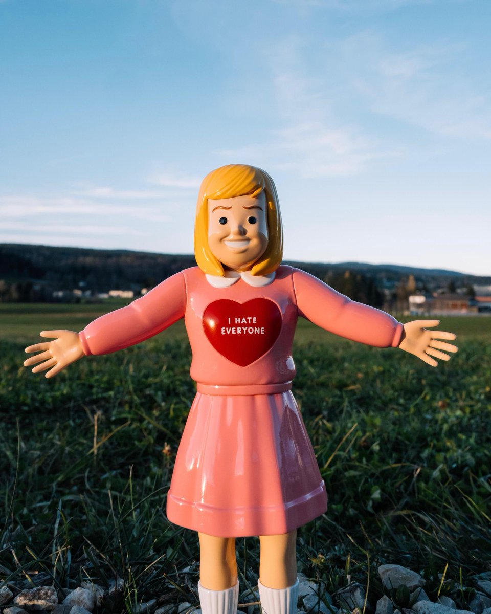 Available in 1 hour:
“I Hate Everyone”, will be available soon exclusively at <a href="/DDT_Store/">DDT Store</a> (DDTStore.com)

First come, first served. While stocks last.

10 Jan 6am EST
10 Jan 7pm HKT

<a href="/sirjoancornella/">Joan Cornellà</a> <a href="/ARR_ltd/">AllRightsReserved</a> <a href="/DDT_Store/">DDT Store</a>
#JoanCornellà #JoanCornella #DDTStore