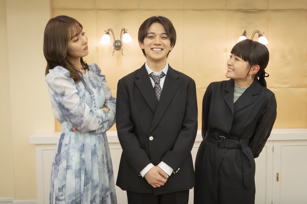 oricon's tweet photo. 📺️ドラマ『ホンノウスイッチ』

宮近海斗の元カノ役で石川恋が登場❗️
葵わかなとの恋をかき回す存在に

キュンが止まらない第1話の展開や
Travis Japanの主題歌にも反響💕

第2話のあらすじも公開
https://t.co/4BWjlHtcF8

#ホンノウスイッチ https://t.co/ekjlhvHprp