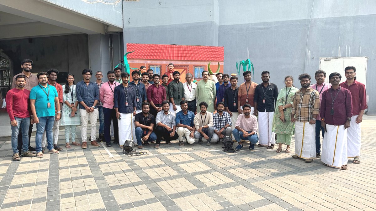 Karuvitech's tweet photo. Cherishing the harvest season with traditional vibes and teamwork! We celebrated Pongal with heart and happiness.

#PongalCelebration #FestiveVibes #Pongal2025 https://t.co/ihNx6oQs6G