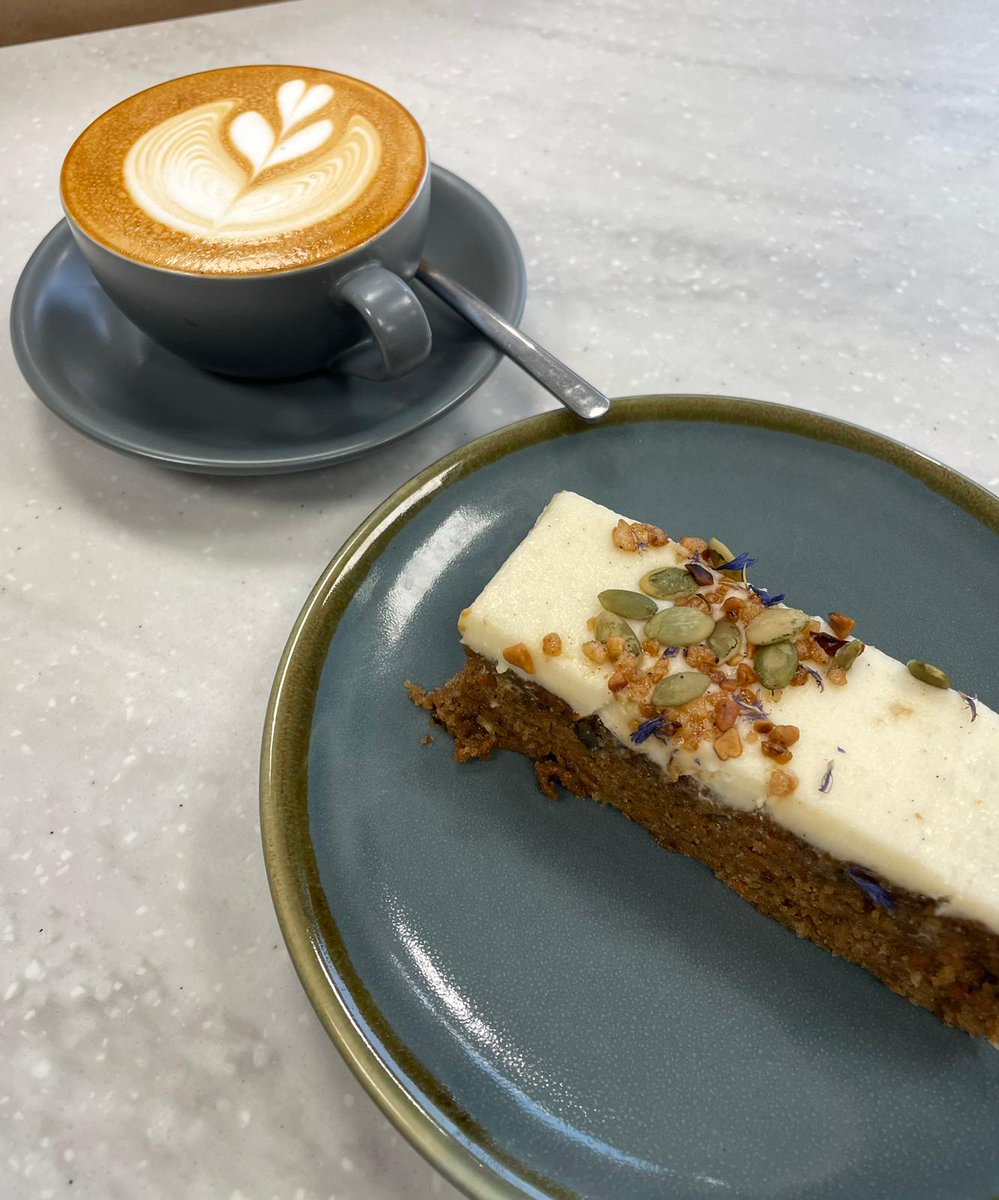 ☕ W A K E Y  -  W A K E Y ☕

Start the weekend as you mean to go on! Perfect. 🥐

#LocallySourced #lovinglyprepared