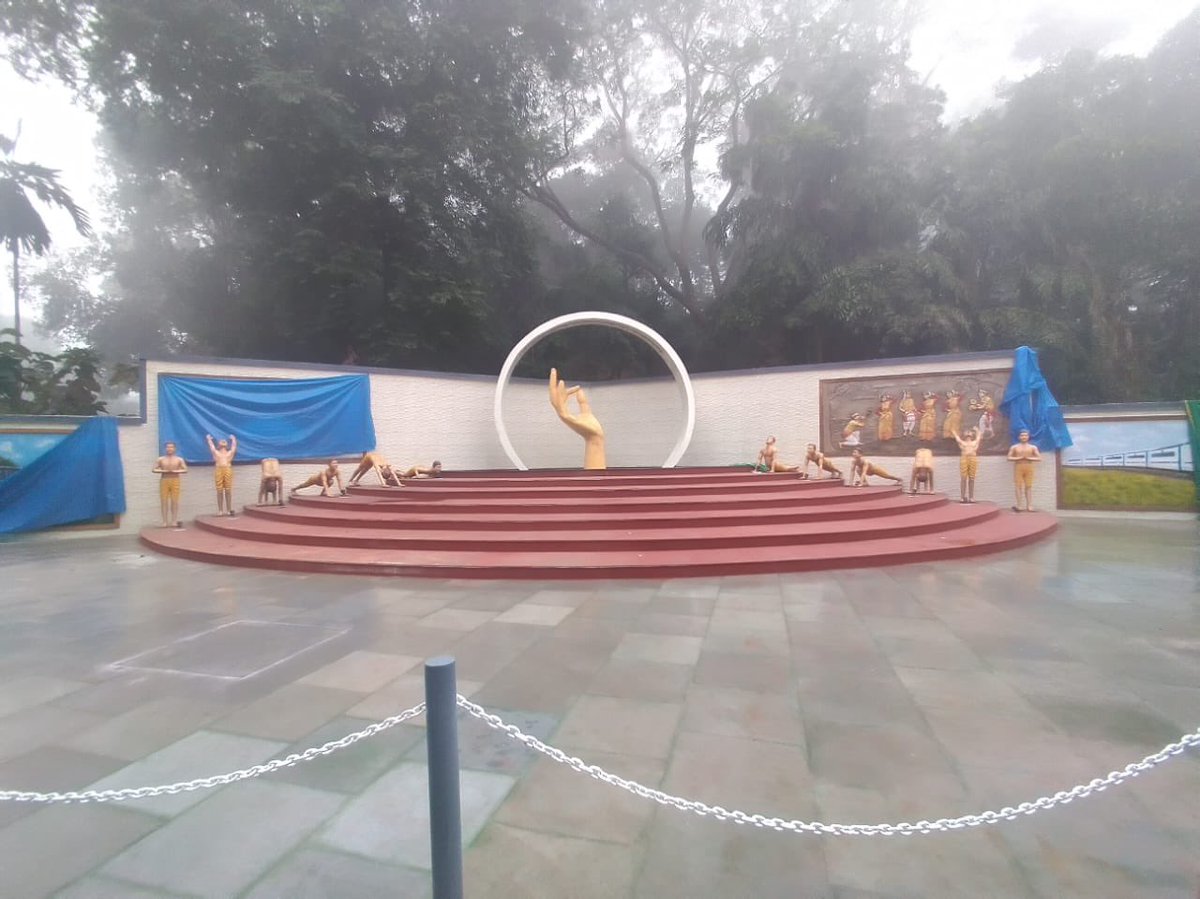 #Misuse of Govt fund for self enjoyment, <a href="/gm_nfr/">NF Railway, Guwahati</a> constructed a #selfiepoint in front of his own Rly Bungalow 500, Nambari, Guwahati
It is a 1st of kind of work which costs approx 50 lakh for self entertainment of #GMNFR
On other hand staff Qtrs are very lowcondition
<a href="/RailMinIndia/">Ministry of Railways</a>