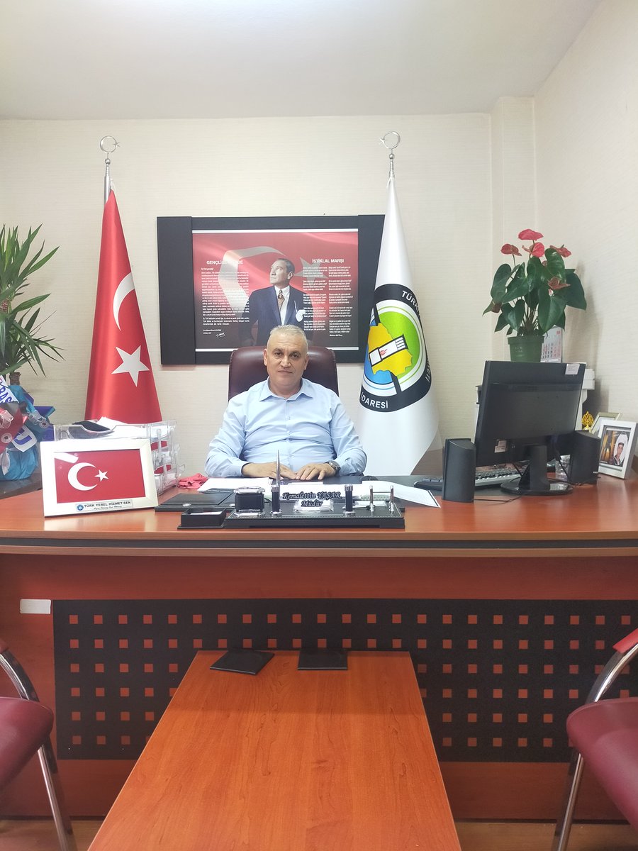 "10 Ocak Çalışan Gazeteciler Günü " Demokrasimizin temel taşlarından biri olan tarafsız, özgür ve ilkeli basının, kamuoyunu doğru, hızlı ve objektif bir şekilde bilgilendirmek için gece gündüz demeden çalışan , Tüm basın çalışanlarının  Çalışan Gazeteciler gününü tebrik ediyorum.