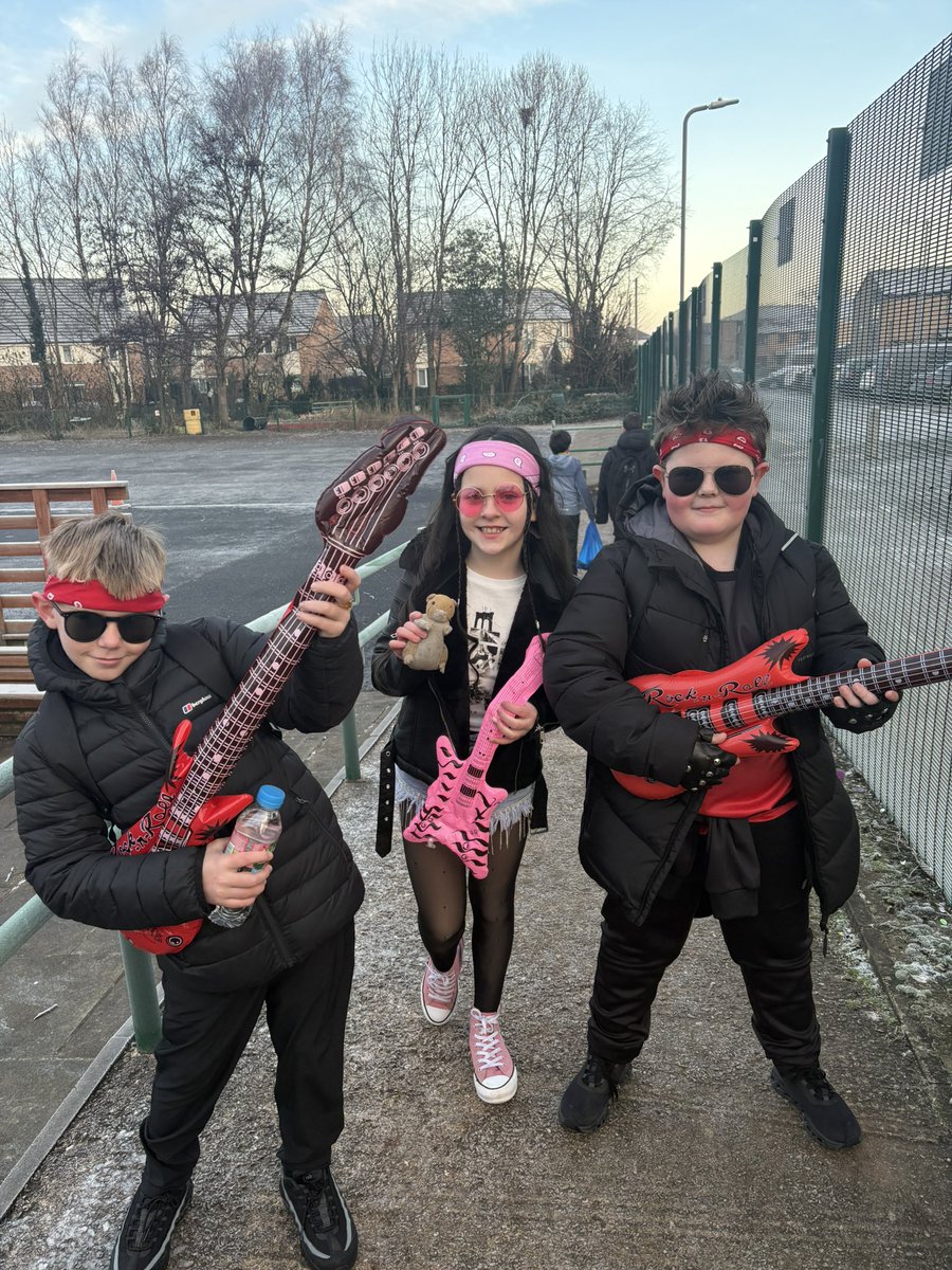 Our Christ Church rockstars are ready for a fun filled day with <a href="/RockKidzUK/">Rock Kidz - #AntiBullying & #SelfEsteem</a> 🎸👩‍🎤