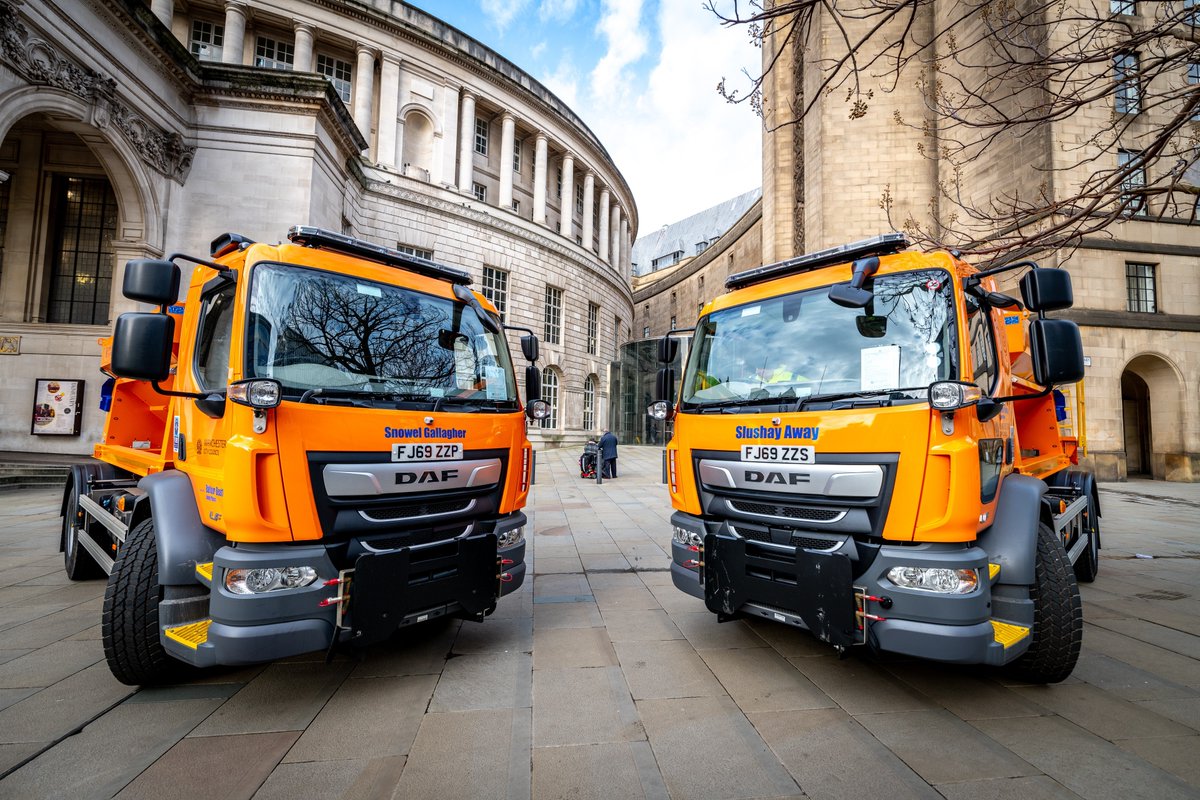 Our gritters were out last night from 11pm, and will be out again today at midday to grit the full network; that's over 460 miles of roads and pavement. You can read more about what roads we grit and why we choose them, and check the roads on the route at  orlo.uk/Sccf6