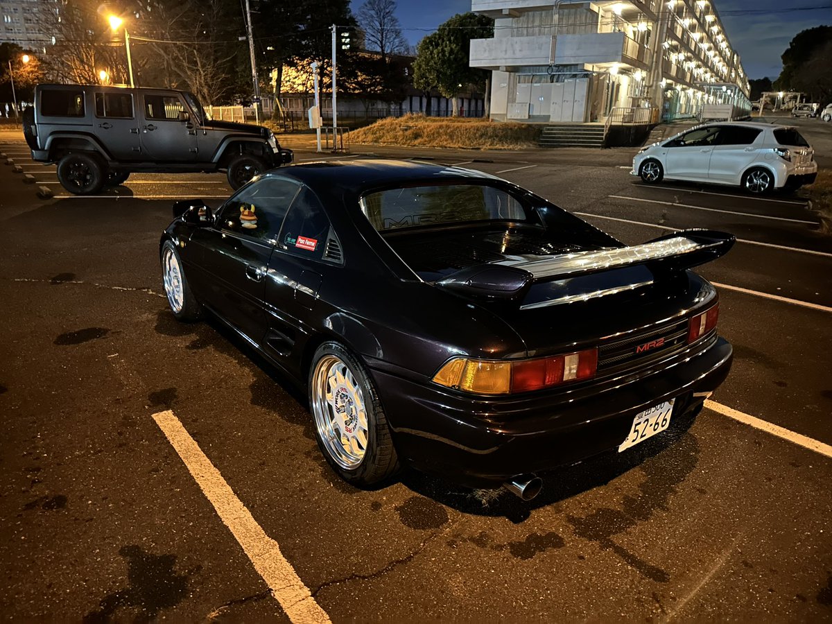 前期テールインストール完了
案外すぐ終わった

めちゃかっこいいやんけ🤩