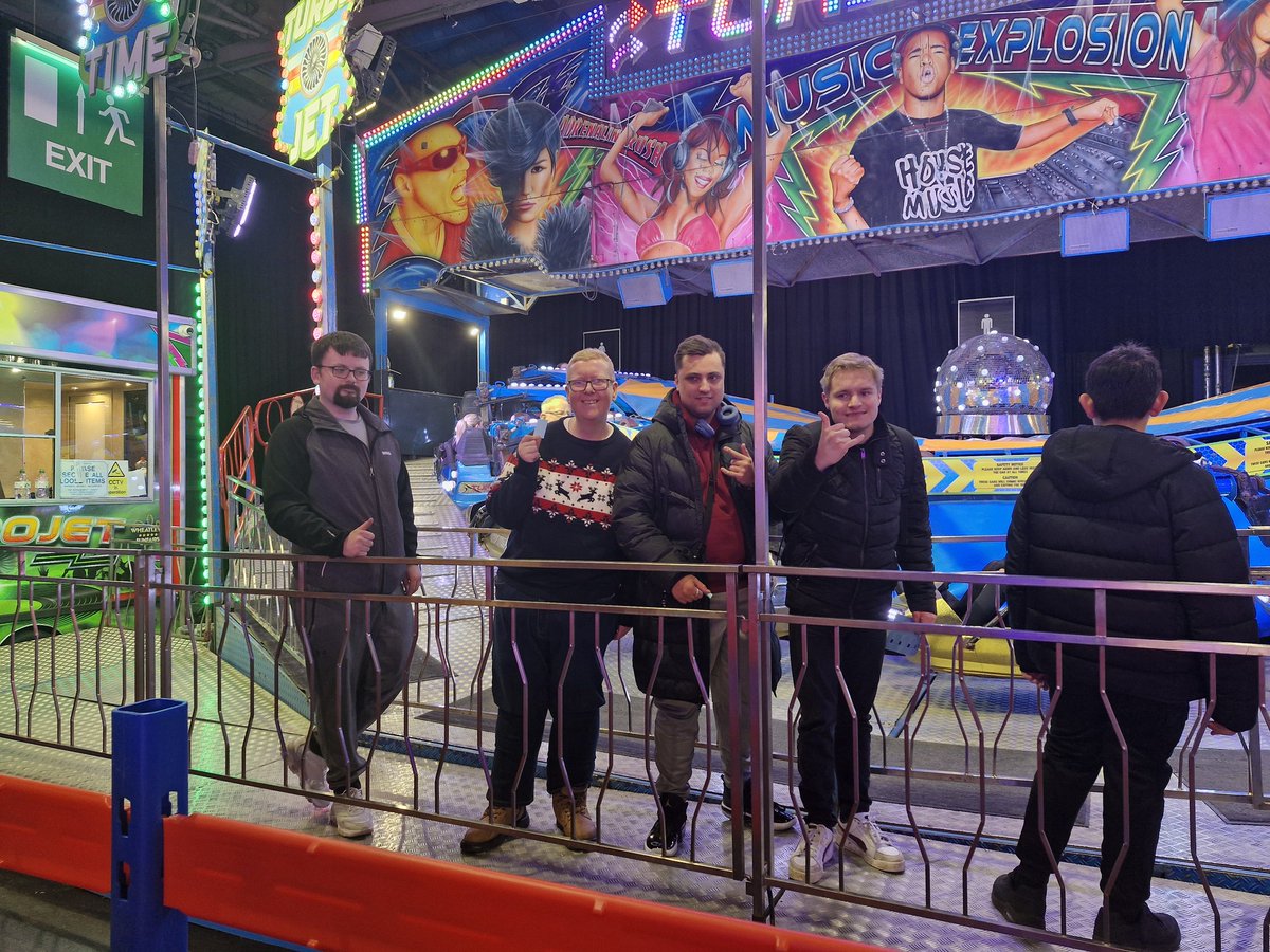 datesnmates's tweet image. Dates-n-Mates Glasgow members enjoyed the Irn Bru Carnival again... a great fun way to kick of the new year of events!