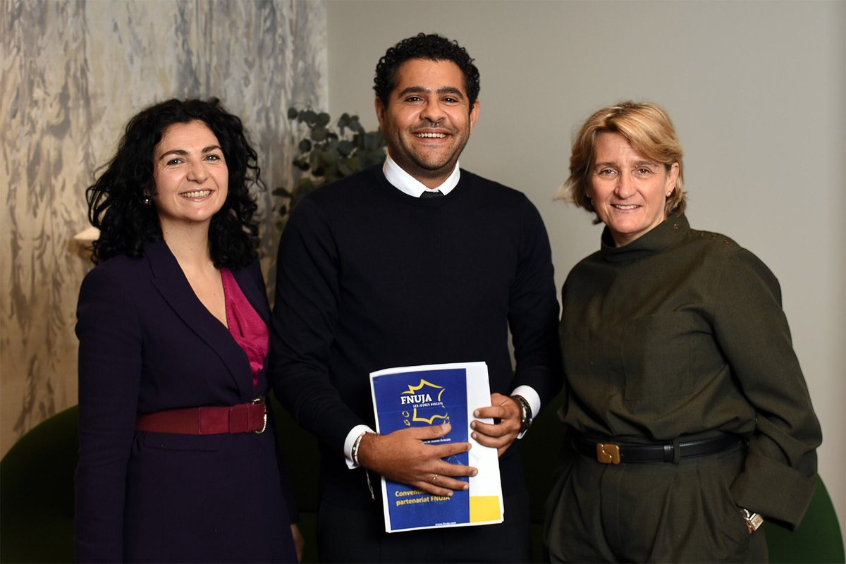 🟡🔵 Nouveau Partenariat : <a href="/fnuja/">Fédération Nationale des Unions de Jeunes Avocats</a> x <a href="/LefebvreDalloz/">Lefebvre Dalloz</a> 

Nous sommes heureux d’annoncer notre partenariat avec Lefebvre Dalloz, un incontournable du secteur juridique.

Restez à l’écoute pour découvrir les initiatives qui découleront de cette collaboration !
#FNUJA #lefebvredalloz