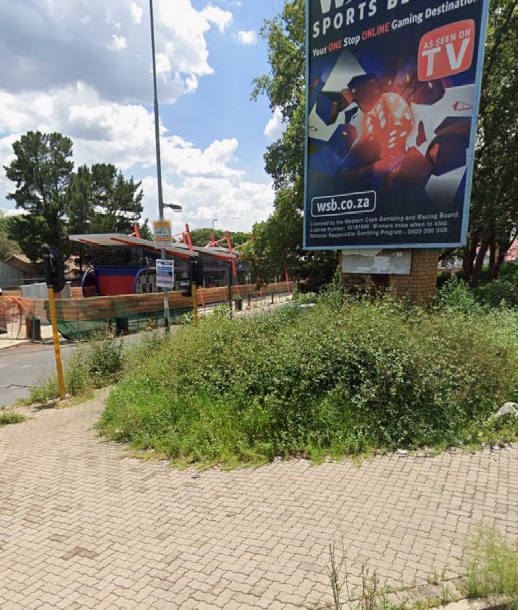 We’re back.  

St Peter’s Road. Jozi. 2010 vs 2024.