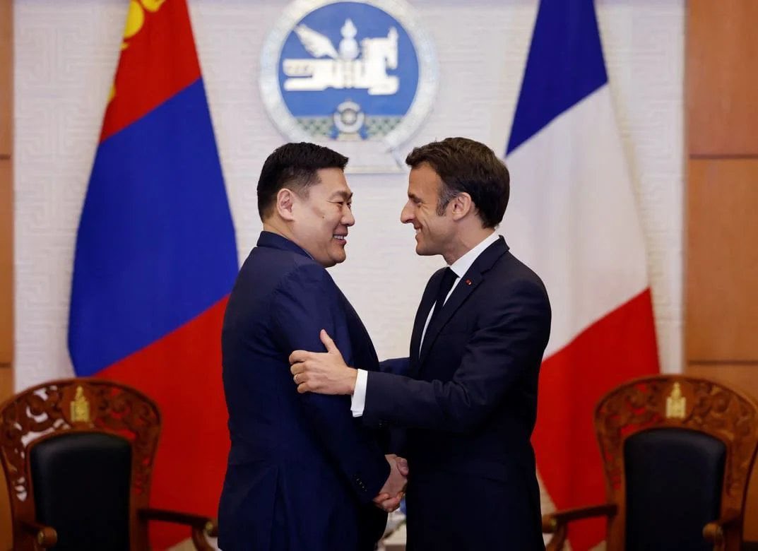 Mongolia 🇲🇳 just approved a $1.6bn uranium mining deal with French Orano 🇫🇷 A significant milestone in Mongolia's third neighbor policy. It was a deal 28 years in the making and went through some dramatic legal, political, and geopolitical upheavals lawforum.parliament.mn/files/4598/?d=1
