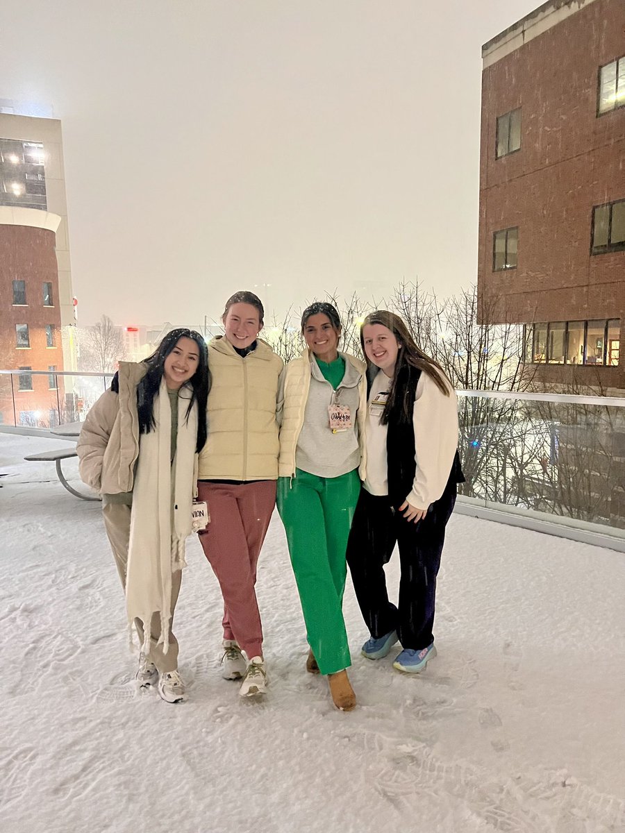 abbybcook's tweet photo. children's of alabama nurses seeing some snow this morning!!! anything for the kids🎗️@spann https://t.co/v8Tx470xZH