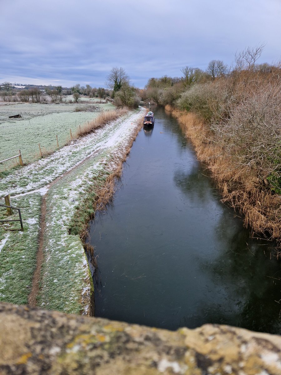 tracyhodge2's tweet photo. Loads of ice still out on the pavements &amp; roads when we headed out for our early doors buggy walk &amp; the canal was completely frozen! Saw our heron as well which was just lovely! Enjoying Winter &amp; nature! #EarlyYears #EYFS #nature #wildlife #learning #EYTagTeam ❤️🌞🥶 https://t.co/6Fg9NxQL48