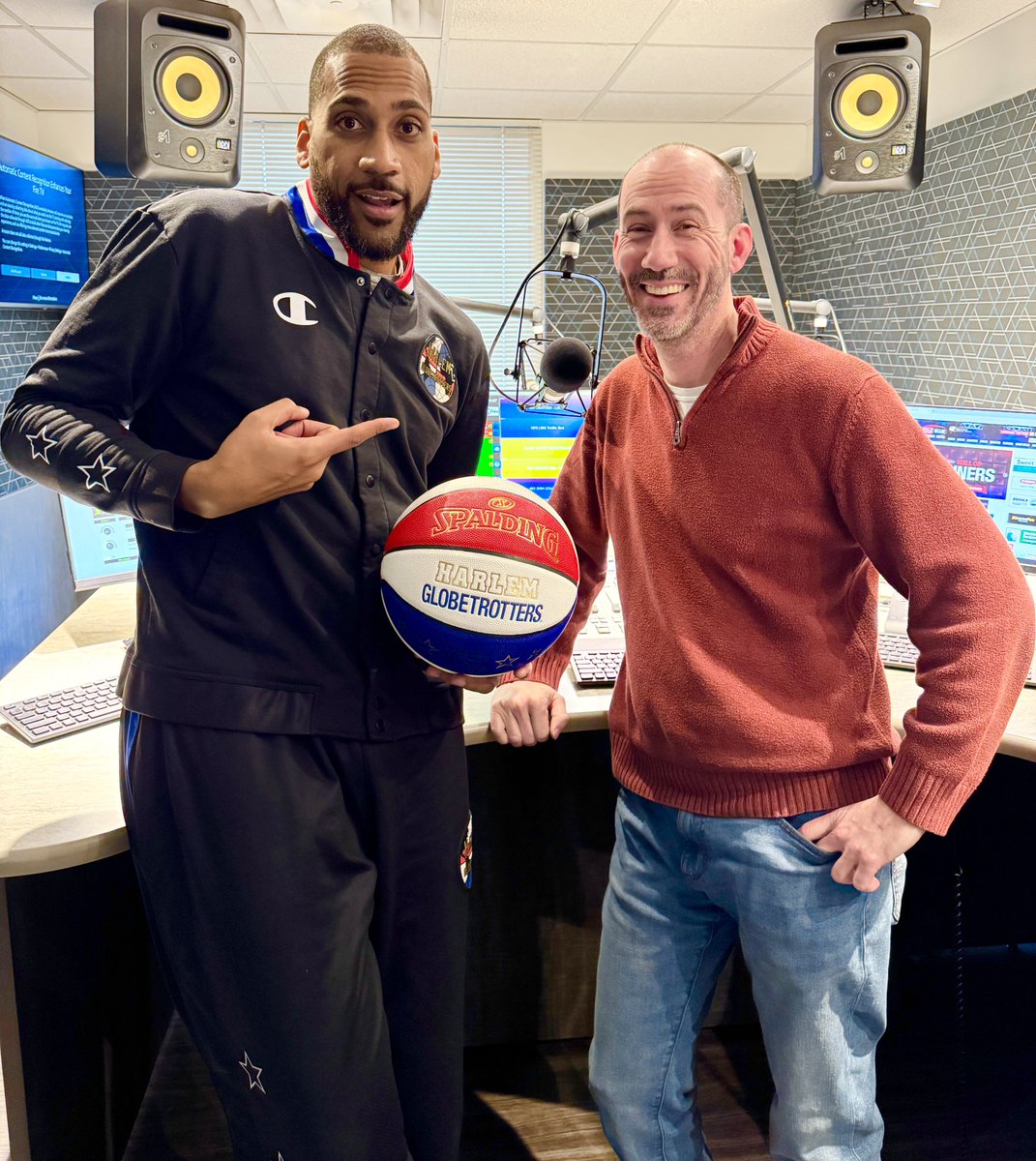 Zeus, from the <a href="/Globies/">Harlem Globetrotters</a> stopped by our studios this week! Win tickets at 8:10 this morning on WJJK for the Globetrotters BIG game next Saturday Jan 18th at <a href="/GainbridgeFH/">Gainbridge Fieldhouse</a> 🏀 -Greg &amp; Joni🎙️