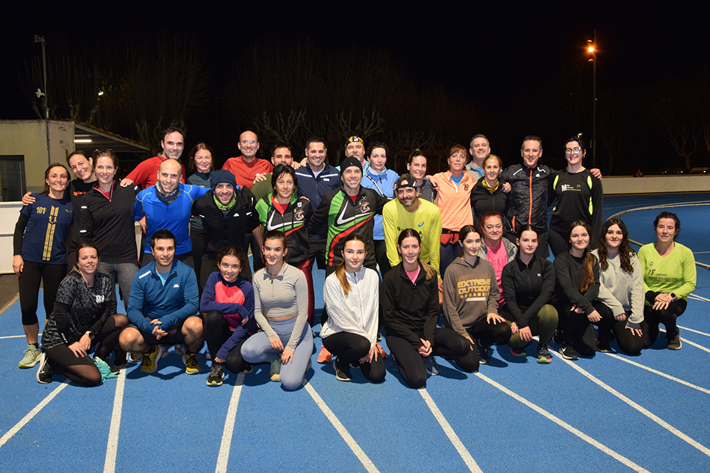 Aj. Montornès (@ajmontornes) on Twitter photo 🏃 Aquesta setmana una seixantena de persones han començat els entrenaments del programa "Corre per la igualtat", iniciat el 2014 i adreçat a dones i homes que es volen preparar per a la Cursa dels 6 km o la <a href="/MitjaMontornes/">Mitja Montornès</a> del 6 d’abril.
➕ℹ️👉 montornes.cat/actualitat/not… 🏃 Aquesta setmana una seixantena de persones han començat els entrenaments del programa "Corre per la igualtat", iniciat el 2014 i adreçat a dones i homes que es volen preparar per a la Cursa dels 6 km o la <a href="/MitjaMontornes/">Mitja Montornès</a> del 6 d’abril.
➕ℹ️👉 montornes.cat/actualitat/not…
