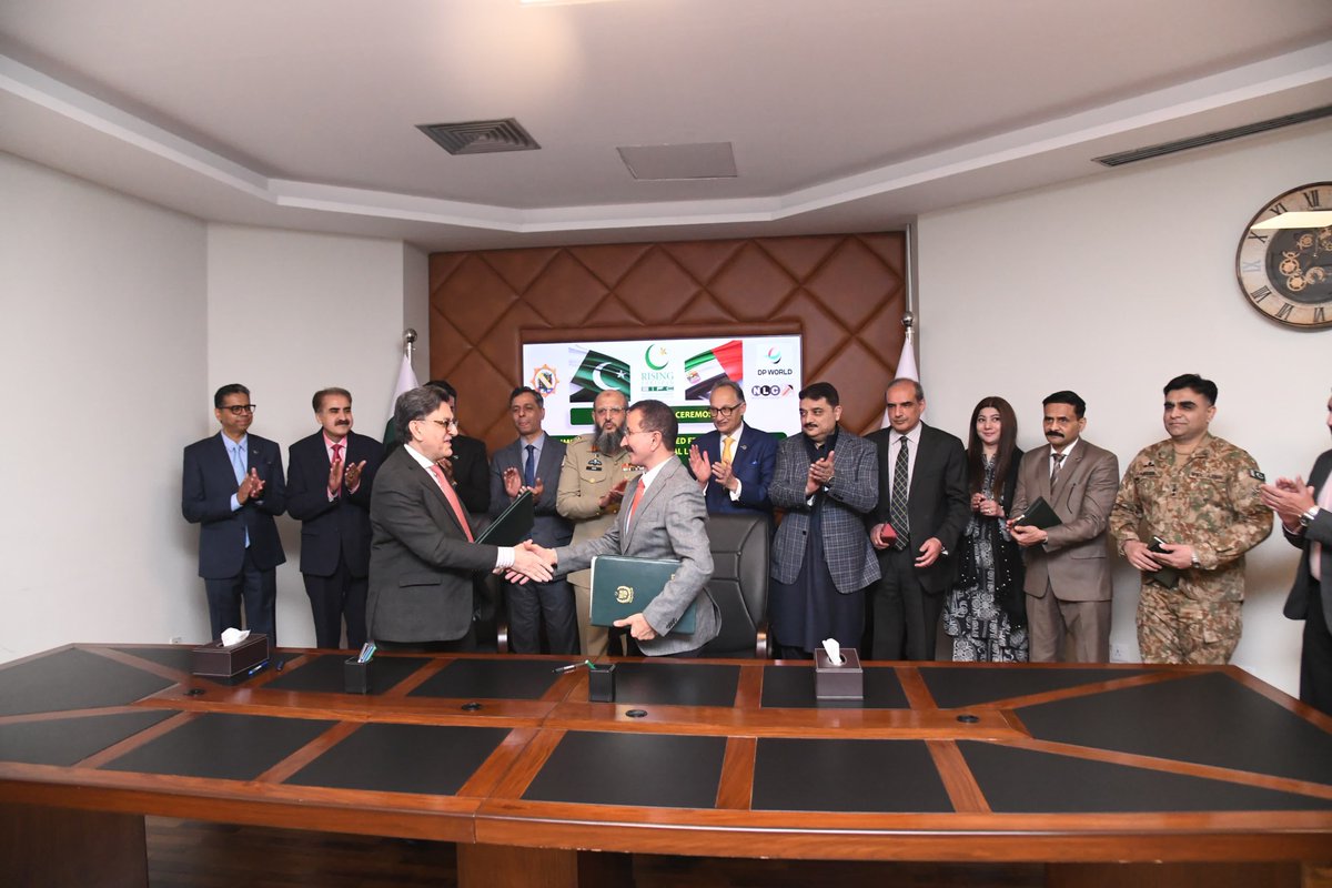 Pakistan Railways is set to decongest Karachi &amp; enhance road safety with the Karachi port - Pipri Dedicated Freight Corridor (DFC). In partnership with DP World &amp; NLC, the project will be executed on investment mode. A key milestone achieved today! #Connectivity