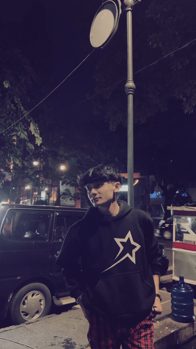 Single era nih 🫠 ada yg mau?