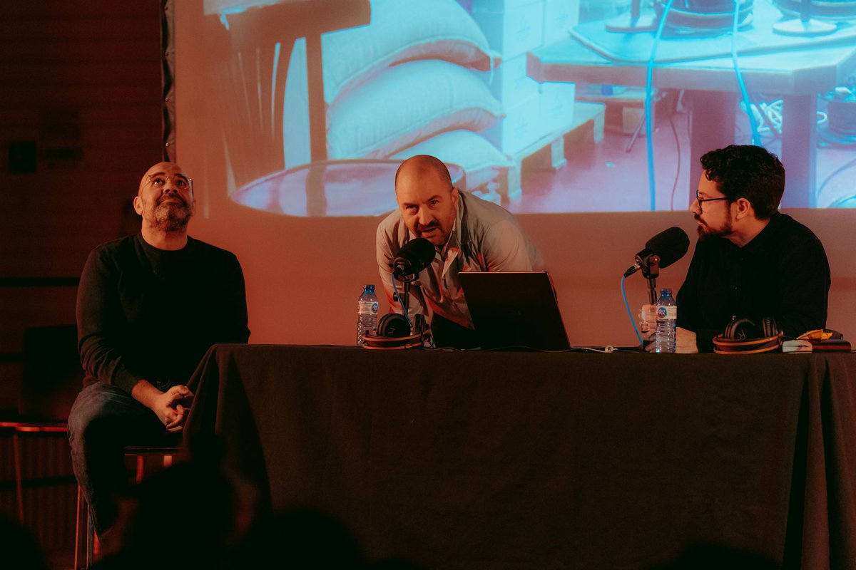 🎙️ PÒDCASTS

Els pòdcasts en directe són un dels plats forts de La Llama Fest! Comèdia en directe per escoltar des d'on sigui i espai per a nous formats audiovisuals.

📝 Guarda't les dates: del 13 al 15 de març! entradium.com/ca/events/la-l…