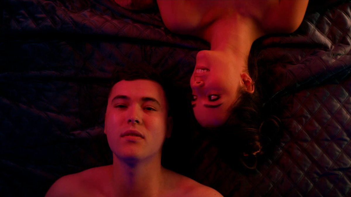 FilminCAT's tweet photo. Si et va emocionar "Trainspotting", espera a veure "Kneecap".

Un grup de rap salvatge i anàrquic que ho posa tot de cap per avall per salvar l’irlandès. Finalista als Oscars a Millor Pel·lícula Internacional i Millor Cançó, avui l’estrenem a FilminCAT🇮🇪 https://t.co/4TXdXtuere