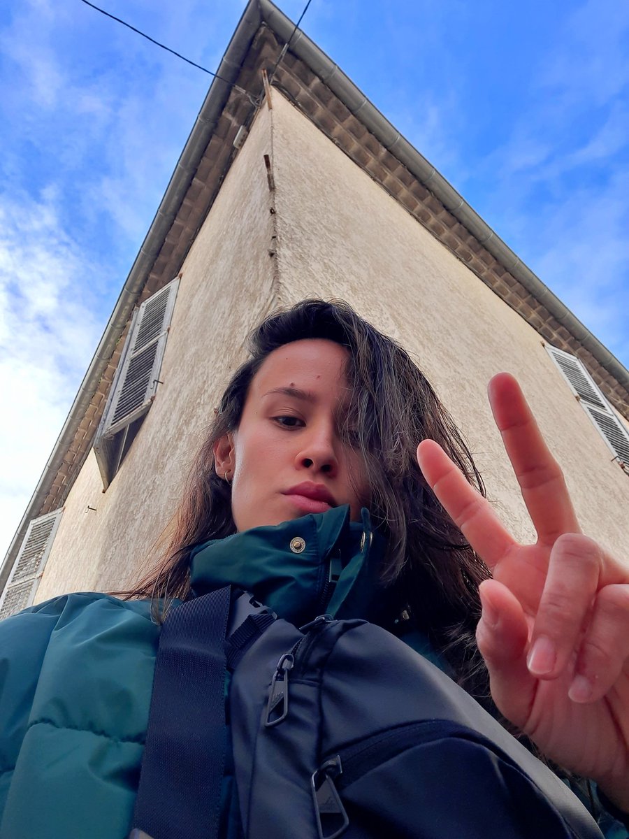 n_e_n_x's tweet photo. Venezuela te amo infinito, estoy contigo, con mi familia y mi gente en alma, mente y corazón. Un día dejaremos de estar exiliados y dominados por la violencia. Reinará el poder de Dios Supremo, las maravillas de la naturaleza serán restauradas y nuestro verdadero Yo resplandecerá.
Volveremos a brillar y a ser libres 🫀

#VenezuelaLibre #Venezuela