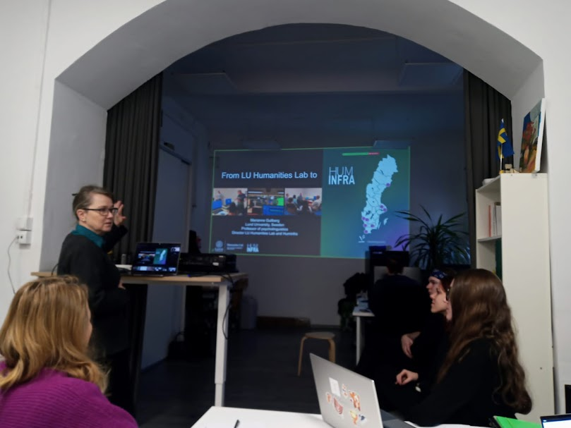 cles_ncu's tweet image. Fantastic Marianne Gullberg from @lunduniversity talking about creating and managing Humanities Lab(s). #science #lund @UMK_Torun @CenterImsert Food for thought! Thank you for coming! 😊 @huminfra_sweden @DARIAHeu 🤓