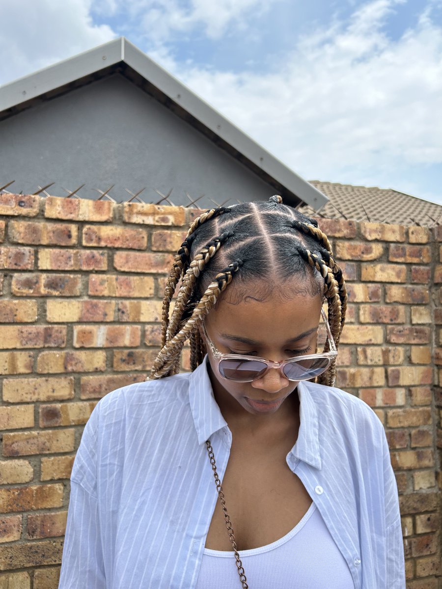 belchyna_hair's tweet image. Braided babe 🥰

For neatly done/pain free braids please book an appointment with us we are based in Midrand 

For enquiry and bookings WhatsApp us on 0789623451 

#knotlessbraid #braids