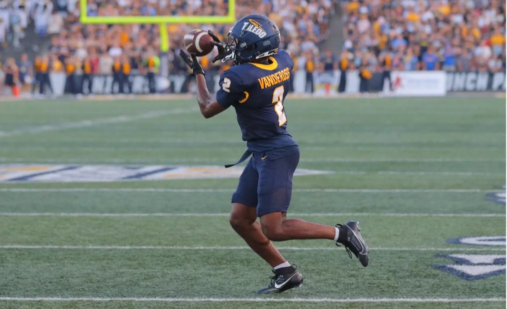 Aaron Mcfarland (@chosen_aaron) on Twitter photo After a great conversation with <a href="/CoachFlemWR/">RJ Fleming</a> , I am blessed to receive an offer to <a href="/ToledoFB/">Toledo Football</a> 🚀 ,<a href="/CoachDransman/">David Dransman</a> <a href="/TaylorHSFB/">Taylor Football</a> . #AGTG✝️ After a great conversation with <a href="/CoachFlemWR/">RJ Fleming</a> , I am blessed to receive an offer to <a href="/ToledoFB/">Toledo Football</a> 🚀 ,<a href="/CoachDransman/">David Dransman</a> <a href="/TaylorHSFB/">Taylor Football</a> . #AGTG✝️