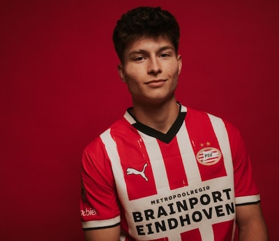 Nieuwe aanvaller mag nu écht aan de slag bij PSV, dat hem pas de komende weken brengt dlvr.it/THH9TK