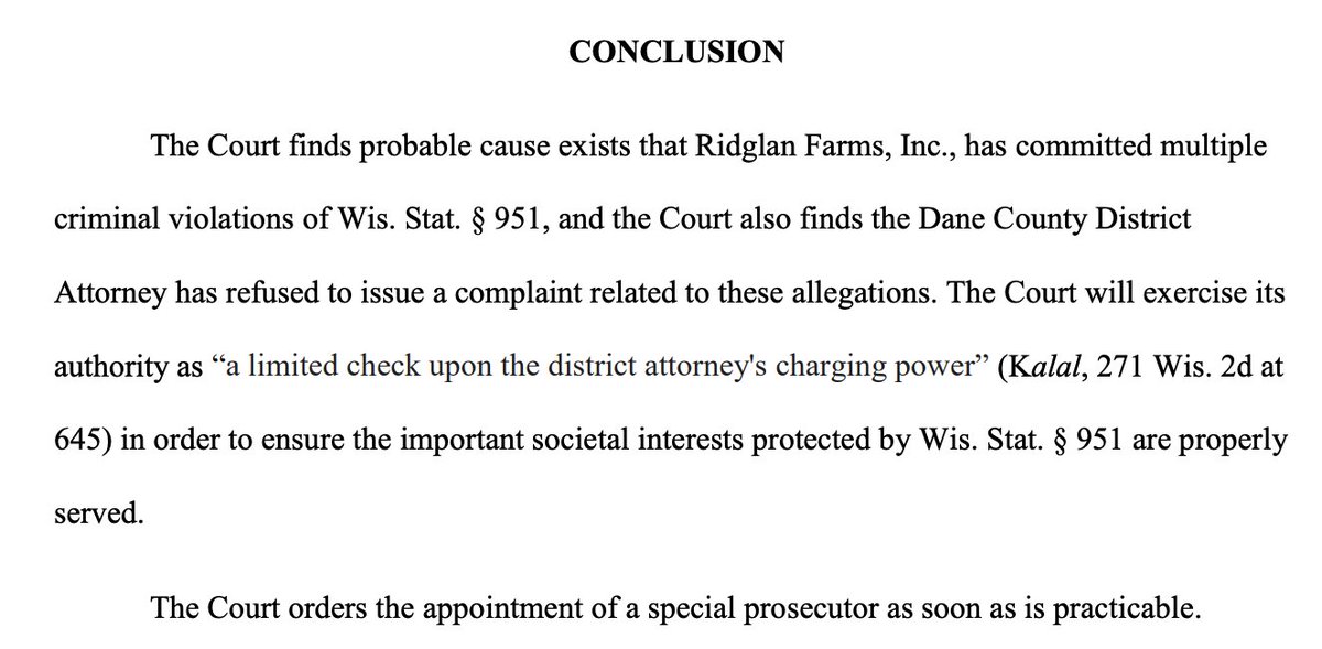 Lewis_Bollard's tweet photo. Even when institutional animal abuse is illegal, local prosecutors often refuse to enforce the law.

So it's great to see a Wisconsin judge appoint a special prosecutor to do so after the local DA refused to.

A precedent-setting win for @waynehhsiung and his team. https://t.co/4Yd7mOM0qw