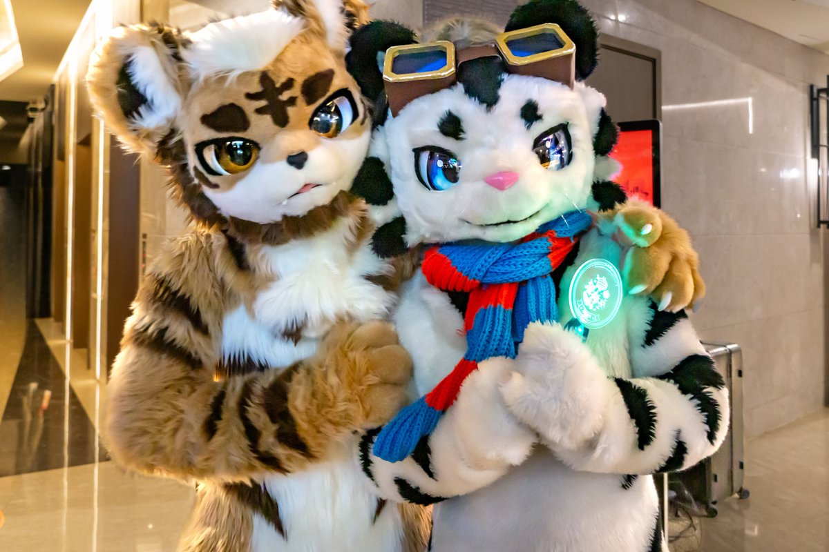 #FurryFriday 
帅气卡卡！

<a href="/LeoNemeum/">TigerKAKA</a> 
📷 <a href="/PandaYuuHa/">悠羽YuuHa</a>