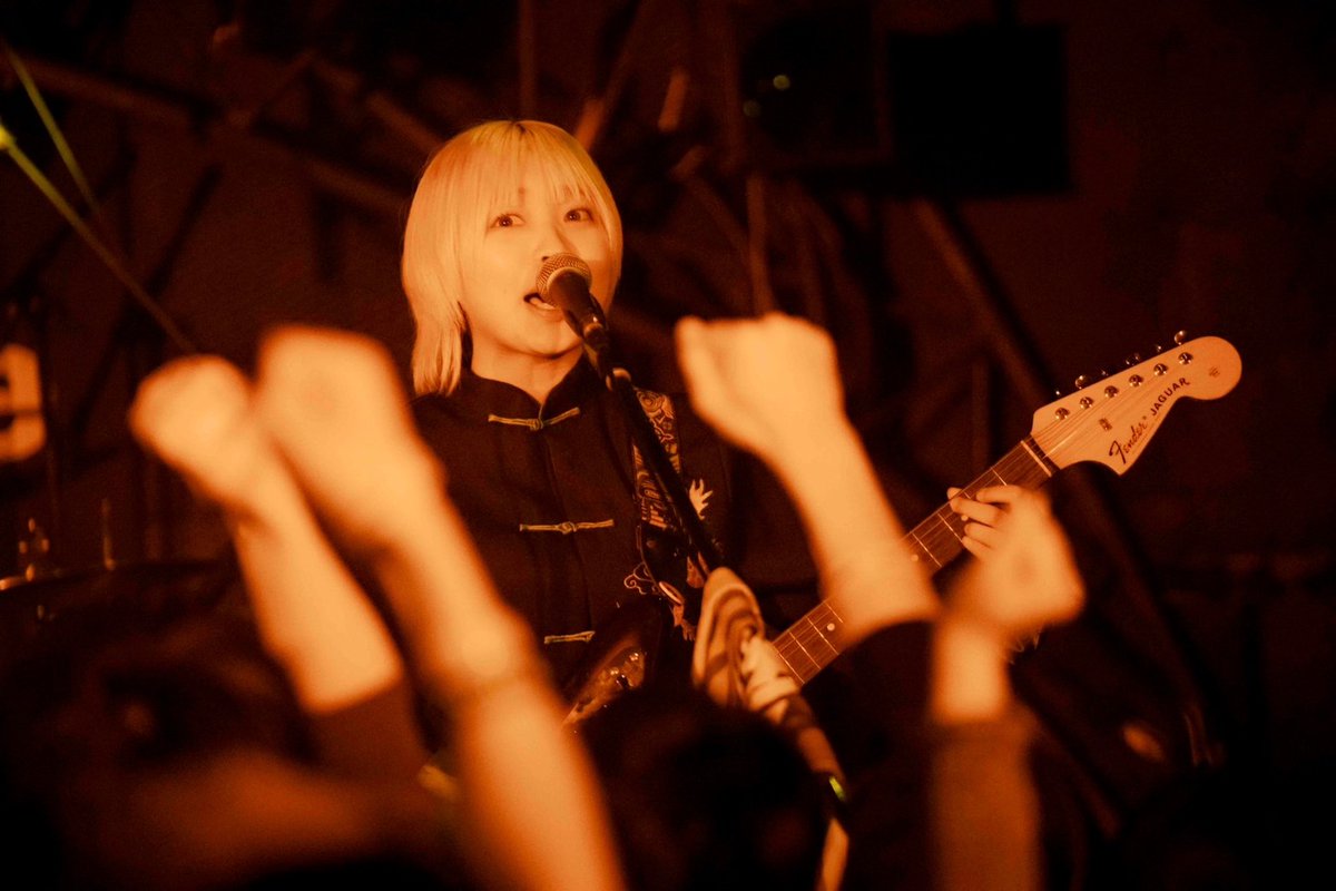 banshimoku's tweet photo. Viewtrade pre. 
｢ミライ・ポップ・エキスポ」
1月9日(木)下北沢SHELTER

📸@shespool https://t.co/NMtVRPwNQm