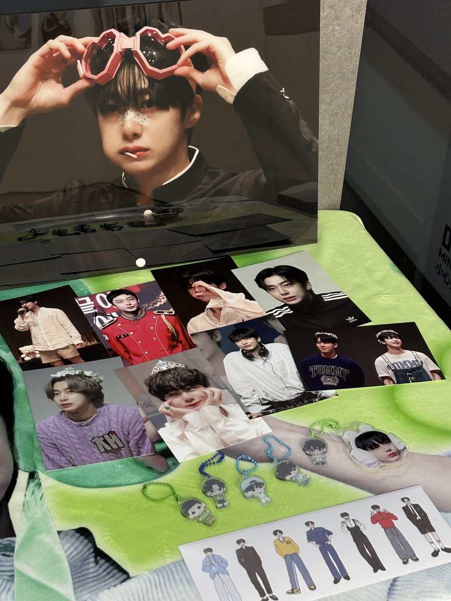 𝟮𝟬𝟮𝟱 𝗠𝗢𝗡𝗦𝗧𝗔 𝗫 𝗛𝗬𝗨𝗡𝗚𝗪𝗢𝗡
𝗕𝗜𝗥𝗧𝗛𝗗𝗔𝗬 𝗖𝗔𝗙𝗘 &amp; 𝗠𝗜𝗡𝗜 𝗘𝗫𝗛𝗜𝗕𝗜𝗧𝗜𝗢𝗡

♡︎ 𝗖𝗔𝗙𝗘 𝗕𝗜𝗔𝗦

내일부터 생일카페 이벤트가 진행됩니다 !
많이 방문해주세요 ♡´･ᴗ･`♡

#나의_첫사랑에게
#내첫사랑_형원이