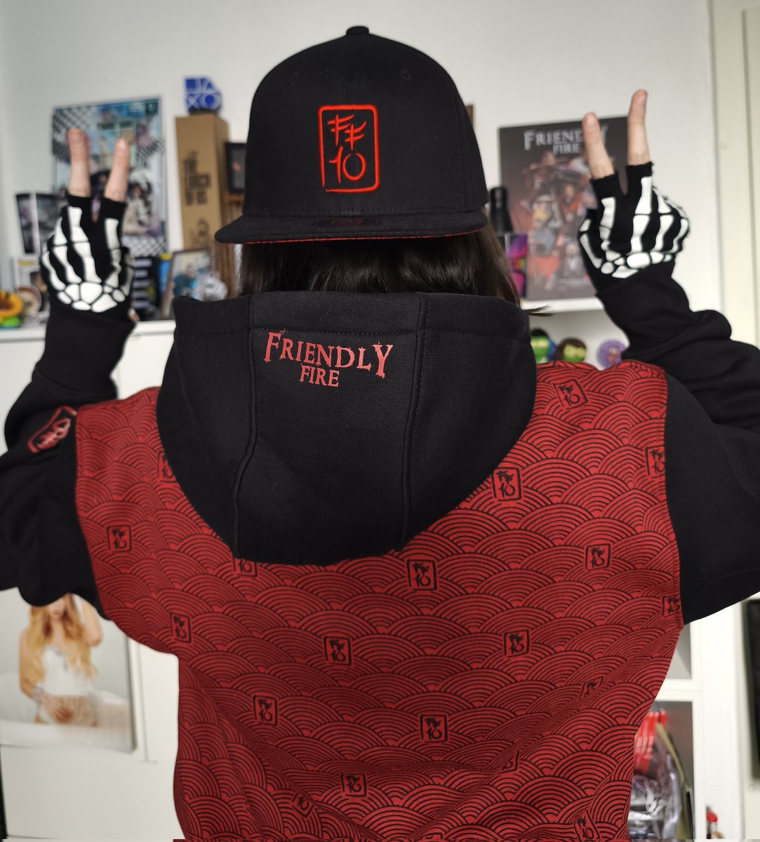 marythetree1's tweet image. Der Friendly Fire 10 Merch ist Bombe!🔥
#FriendlyFire10 @friendlyfireexe