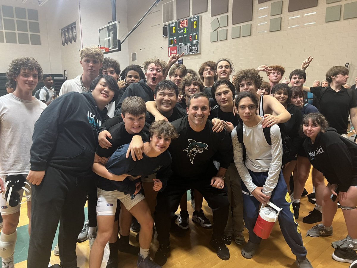 CoachAll88's tweet photo. Region duals tomorrow 10am at Calvary. #finup https://t.co/uPREPsI32T