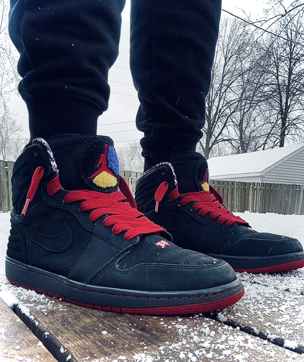jordans with carpet on tongue
